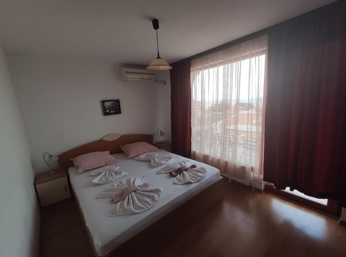 Family Hotel Denica Obzor Ngoại thất bức ảnh